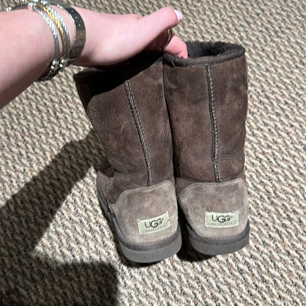 Ugg Australia classic short chocolate brown boots - Picture 4 of 8